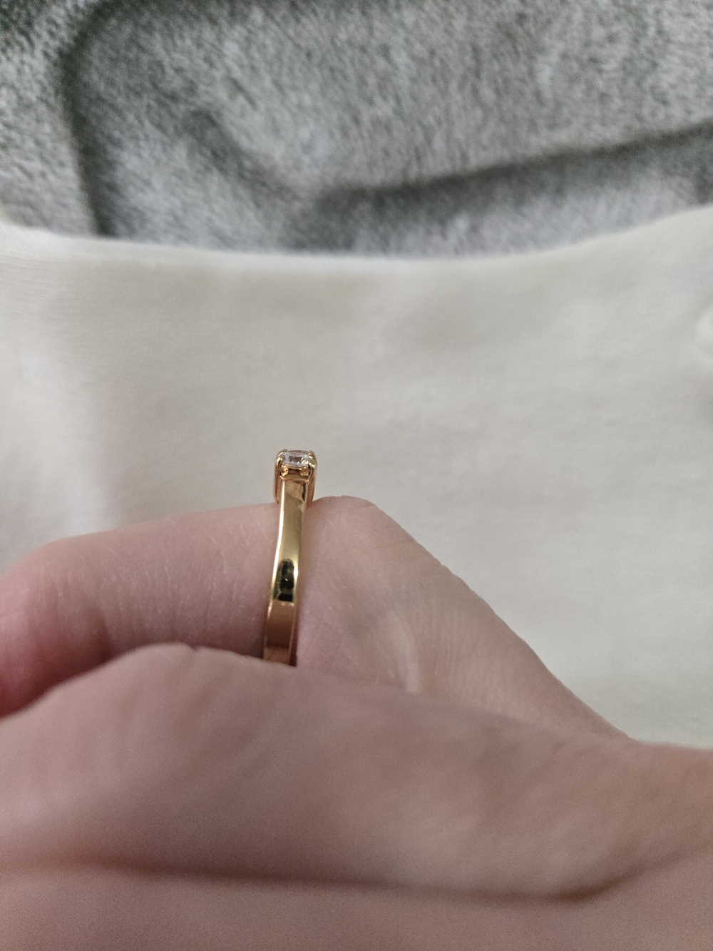 Classic Vintage Gold Four-Stone Ring Size 5 3/4 - Picture 9 of 11